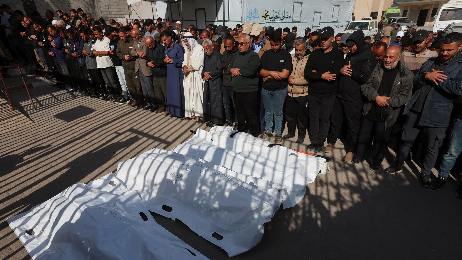 غارات إسرائيلية على قطاع غزة