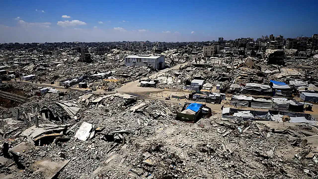 إصابة أربع فلسطينيين بقصف إسرائيلي على غزة وسط محادثات جديدة لوقف إطلاق النار في القاهرة