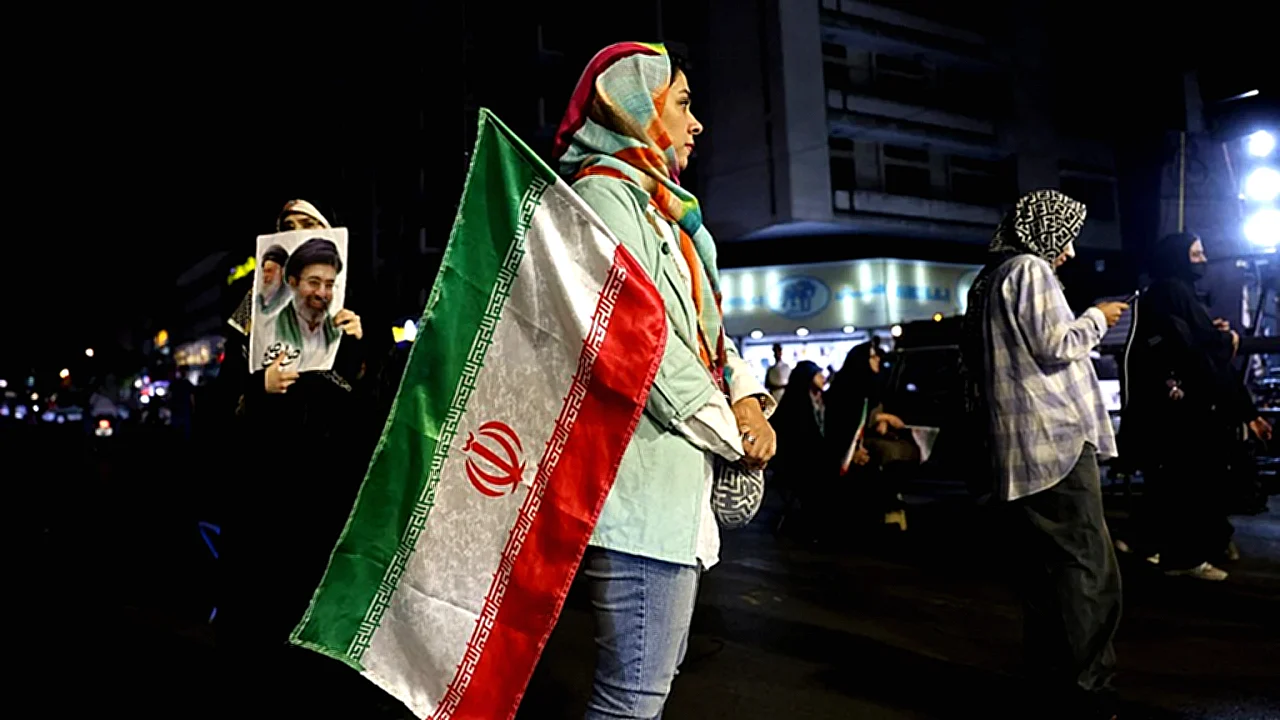 إيران تؤكد إنهاء متحدث إيراني يتحدث عن إنهاء الحرب ورفع