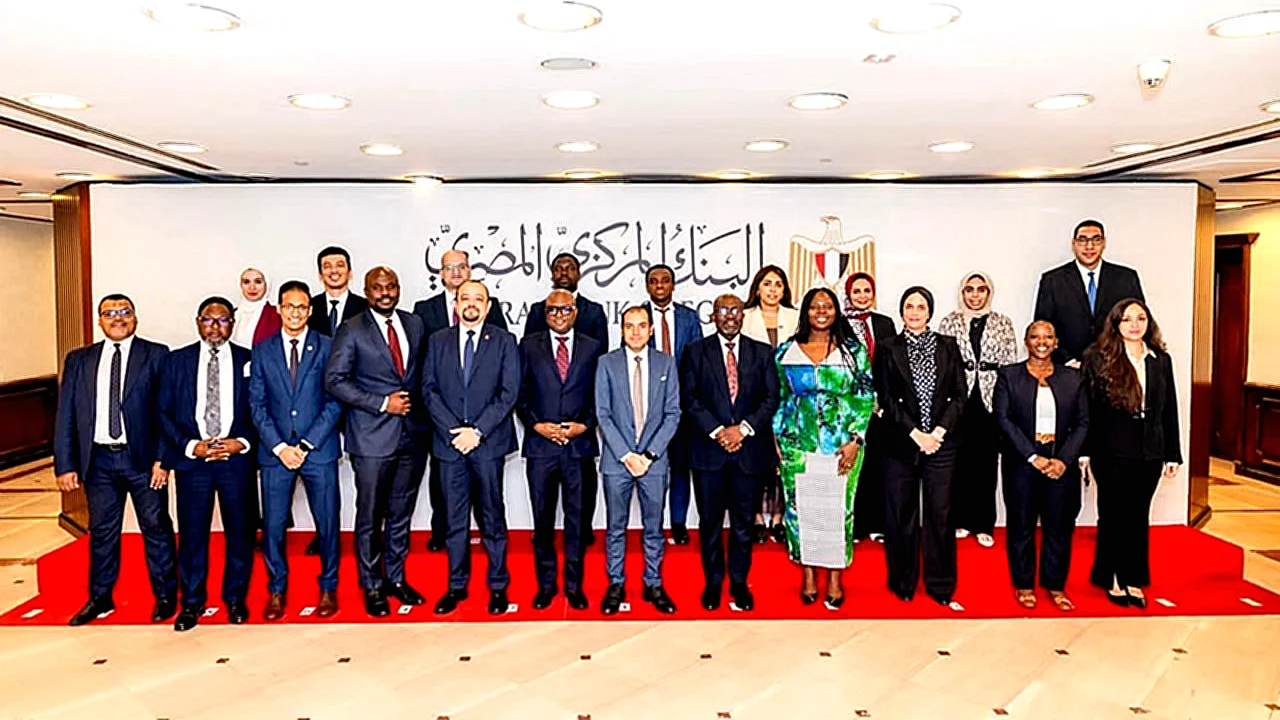 البنك المركزي المصري يستضيف وفدين من بنك غانا المركزي لتعزيز التعاون وتبادل الخبرات