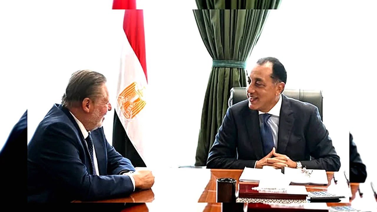 البنك المركزي اجتماع رئيس الوزراء ومحافظ لمتابعة الملفات