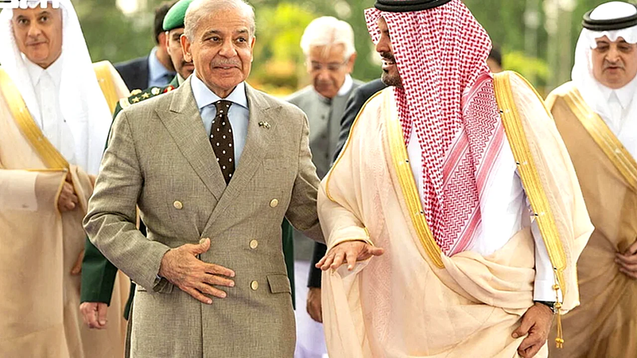 السعودية وتركيا وباكستان صورة توضح اتفاقية دفاع مشتركة بين