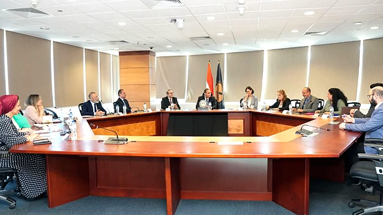 الرقابة المالية تبحث مع الأمم المتحدة للمرأة خطط التوعية والتمكين للنساء في الأنشطة المالية غير المصرفية