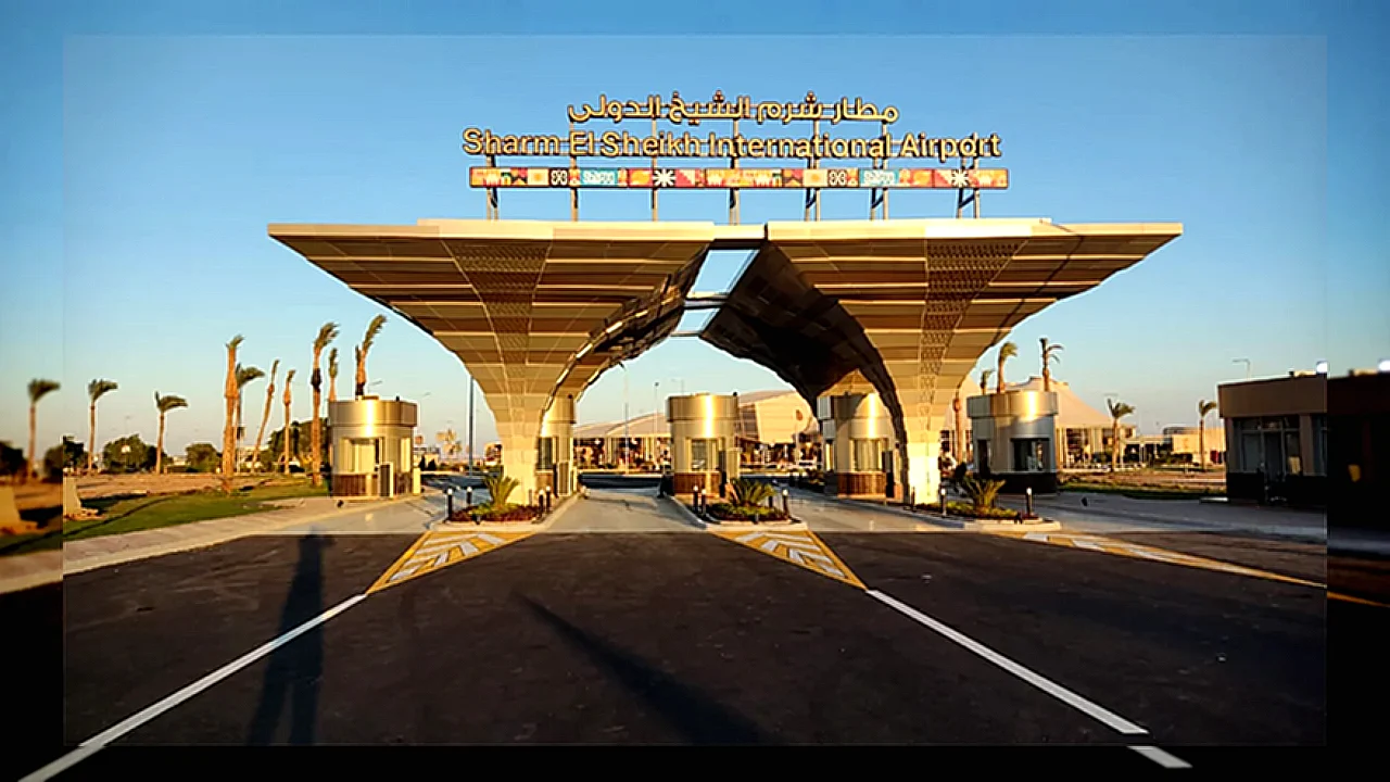 المطارات الإقليمية المصرية صالة سفر وركاب داخل إحدى