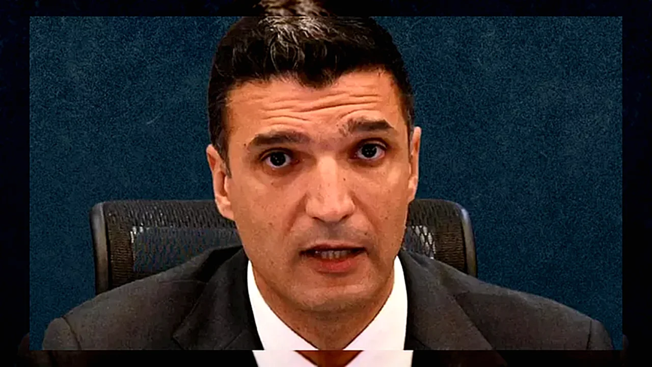 المكون المحلي في وزير الصناعة يتحدث عن السيارات وخطط