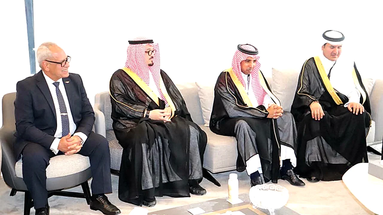 توقيع بروتوكول تعاون بين الأكاديمية المصرية لعلوم الطيران والسعودية للطيران المدني