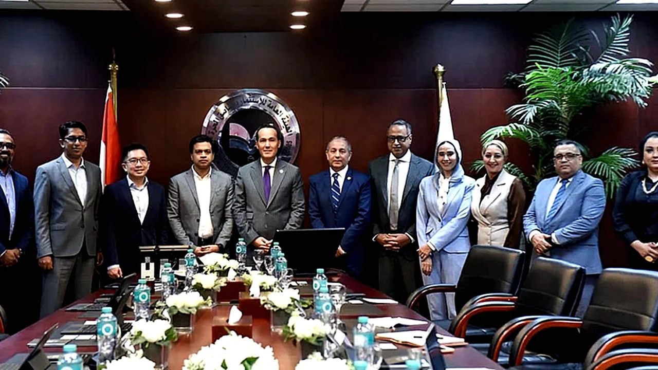 هيئة الاستثمار وإنتربرايز سنغافورة تبحثان تعزيز التعاون الاستثمارى بين البلدين
