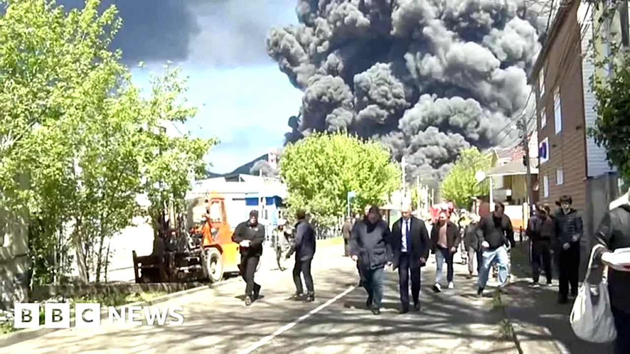 ثالث ضربة أوكرانية تطال مصفاة نفط روسية وتدفع إلى إجلاء سكان