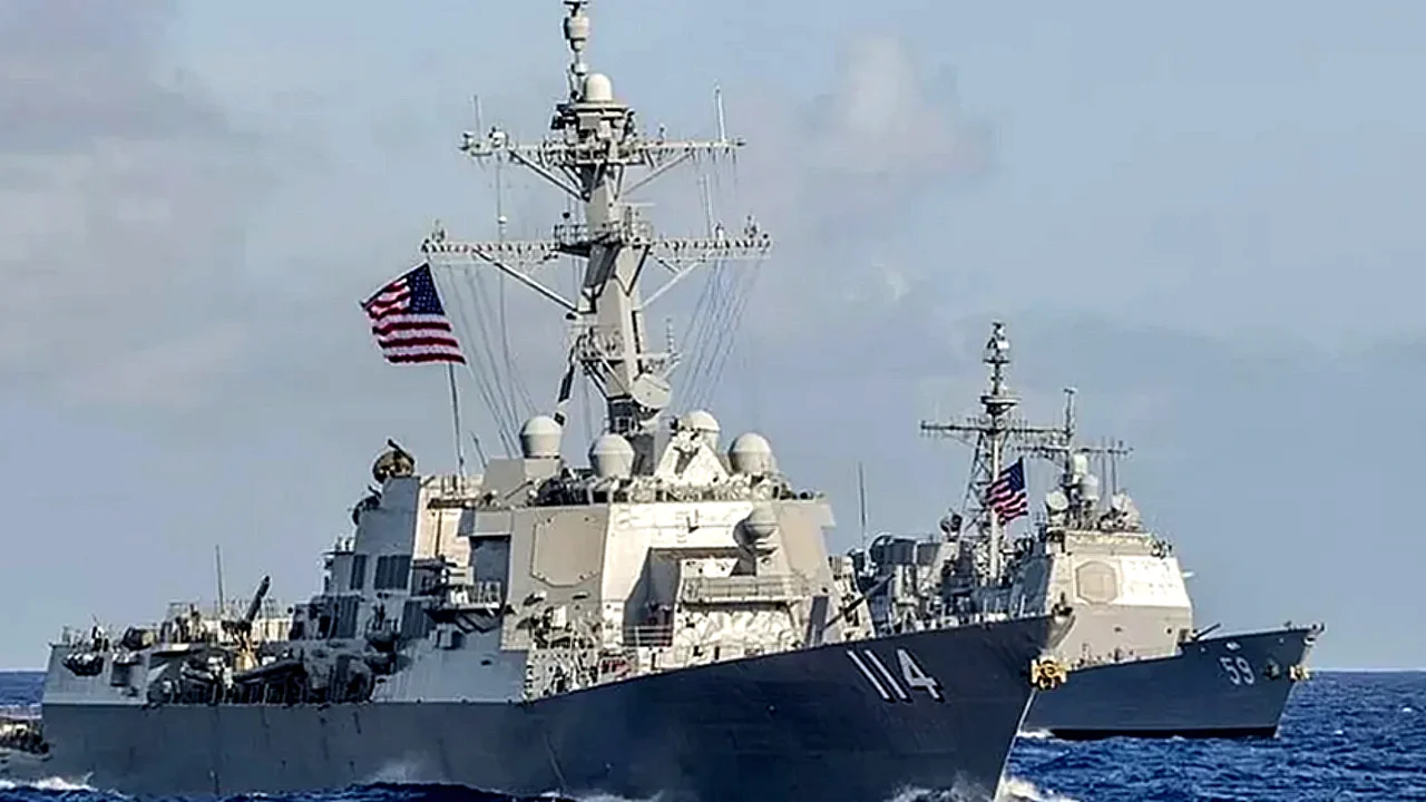 حصار هرمز كيف تخطط - صار هرمز كيف تخطط خريطة توضح موقع مضيق هرمز وحركة السفن