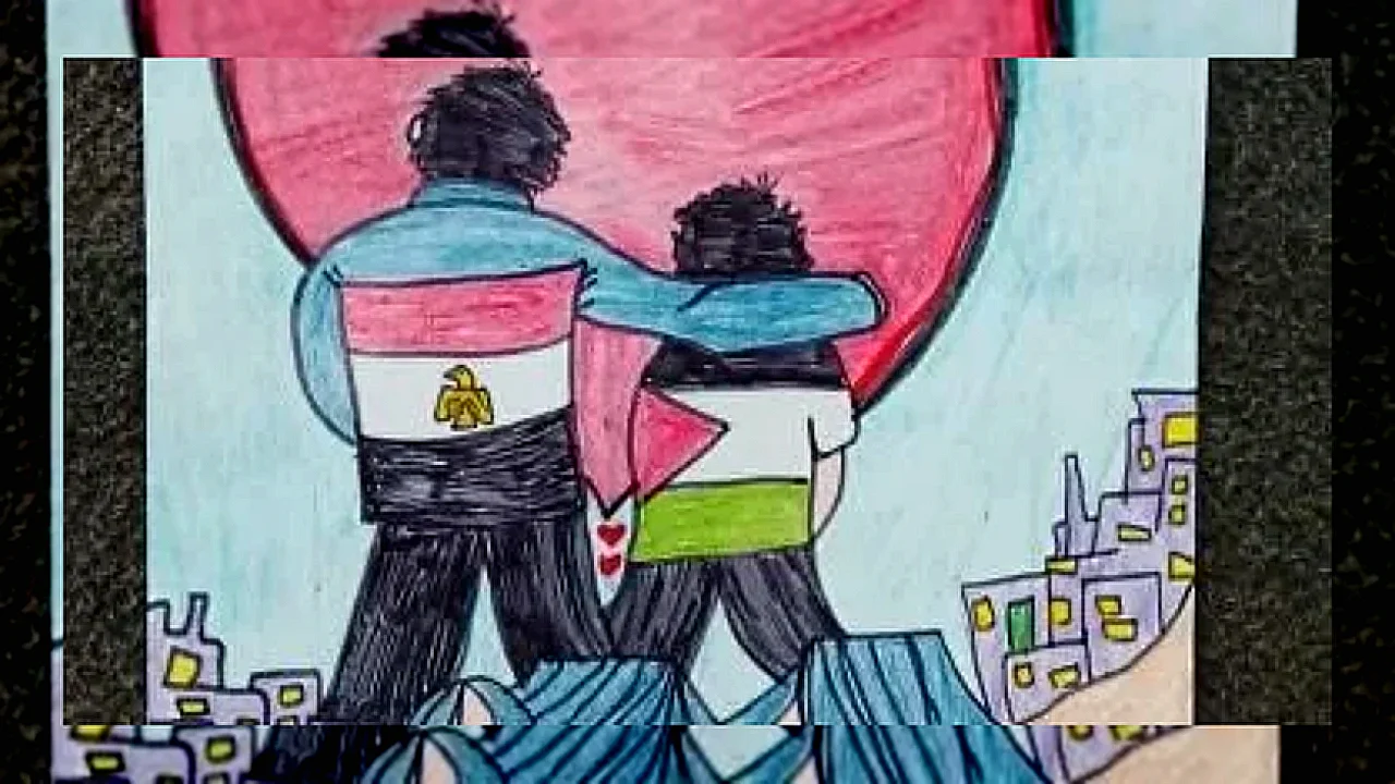 ريشة تقاوم الركام. . طفل فلسطيني يوثق واقع غزة داخل مخيمات اللجنة المصرية