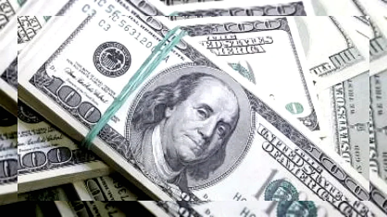 سعر الدولار ينهى تعاملات اليوم على ارتفاع في كافة البنوك