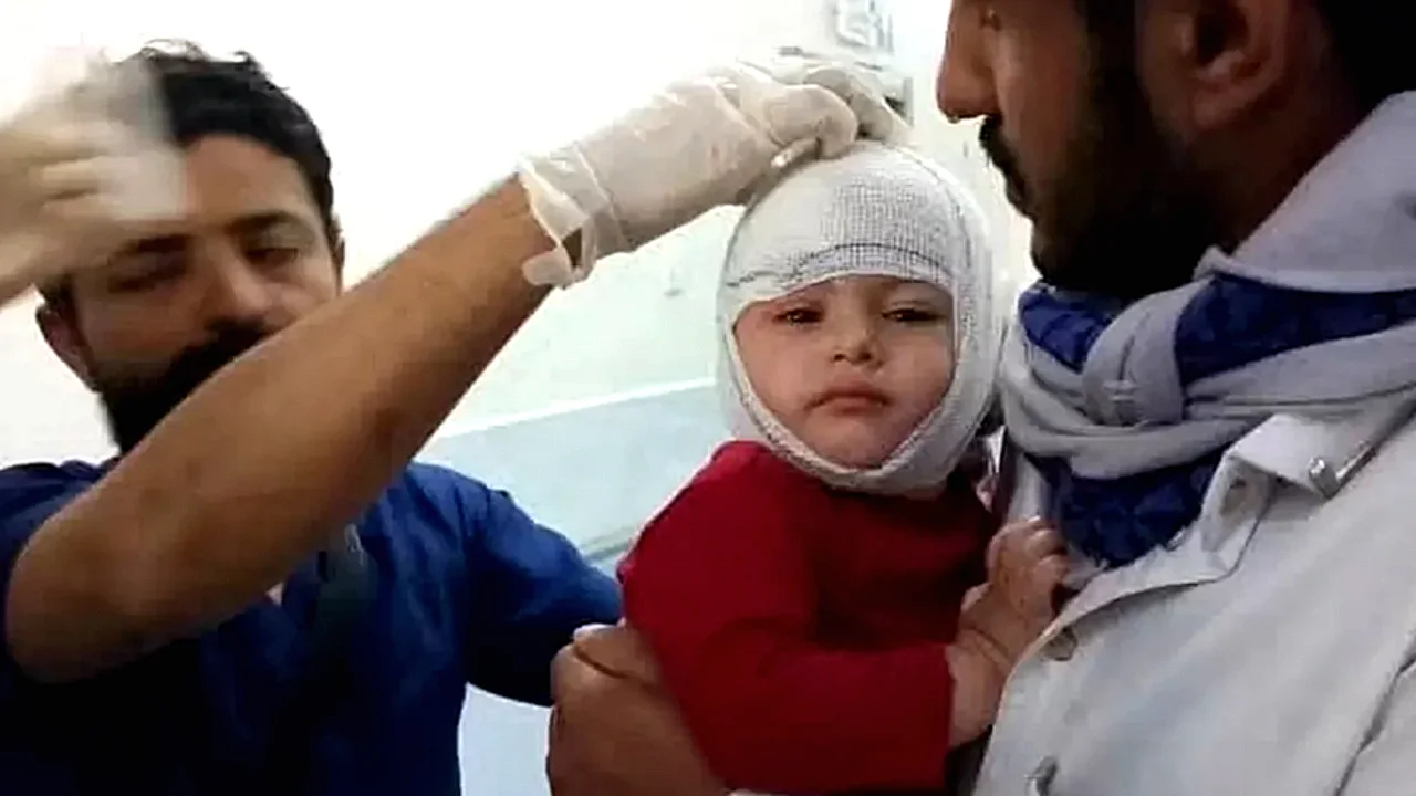 قصف حوثي صورة تظهر آثار بمأرب على أحياء سكنية ومخيمات نازحين