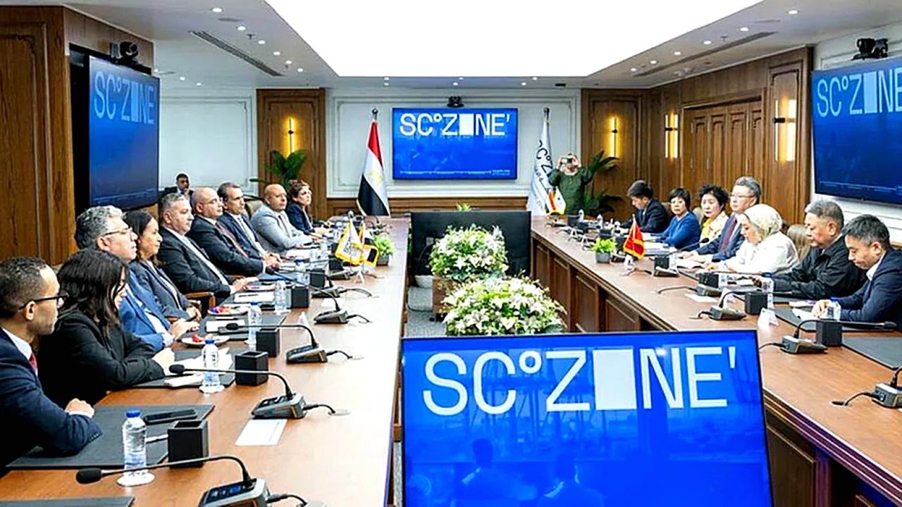 قناة السويس اجتماع رئيس هيئة مع مسؤول صيني لبحث فرص استثمار