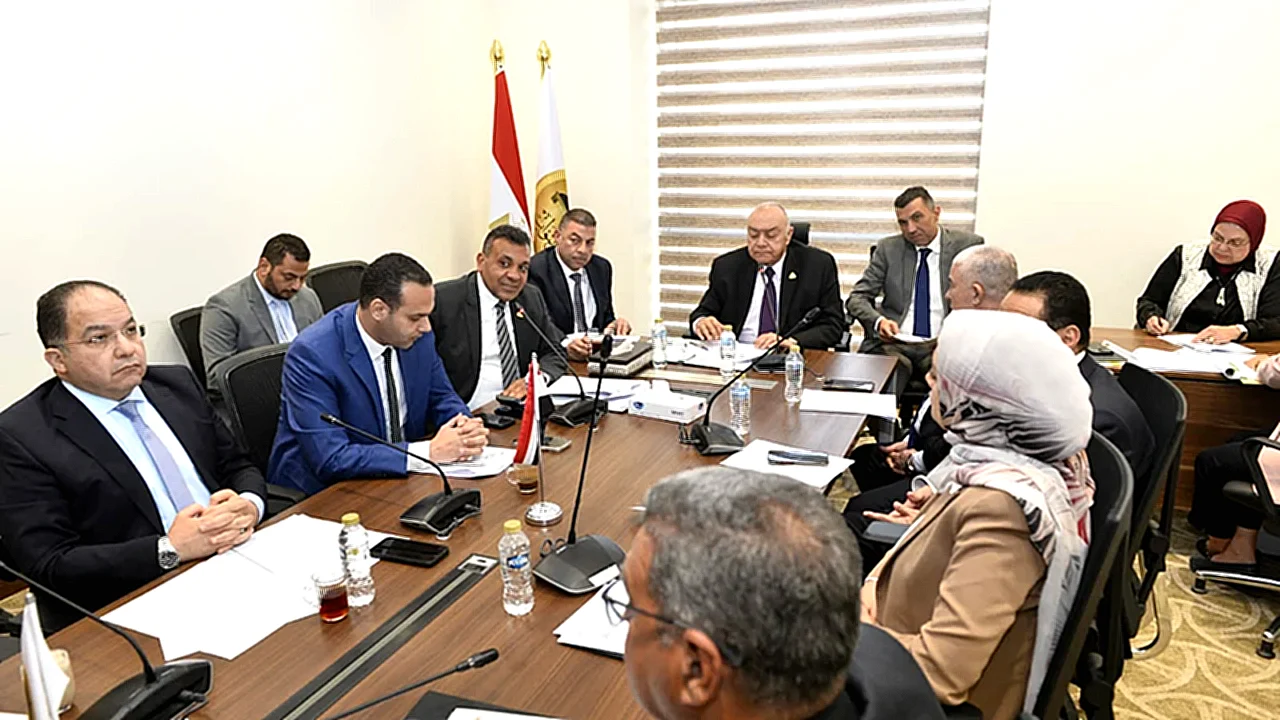 لجنة النقل بمجلس لجنة النقل والمواصلات بمجلس النواب تناقش