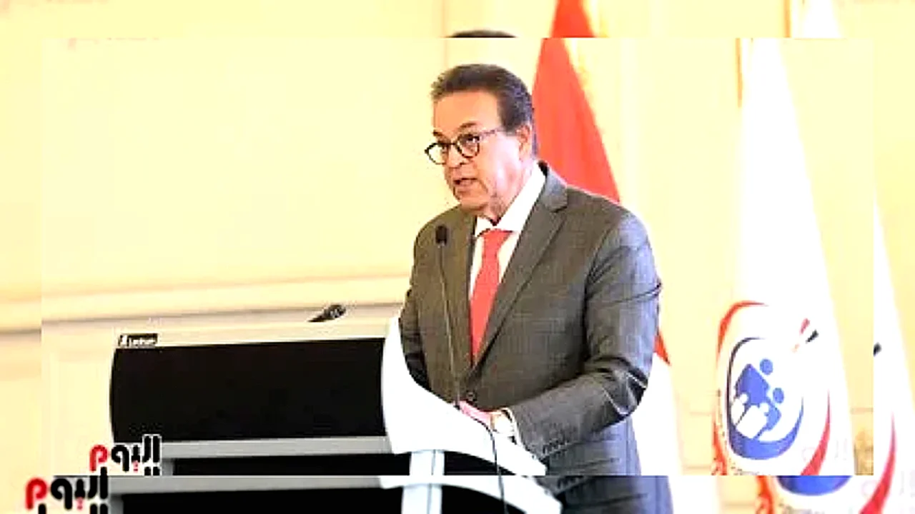 وزير الصحة يشهد مراسم القرعة العلنية لاختيار أعضاء البعثة الطبية لموسم الحج