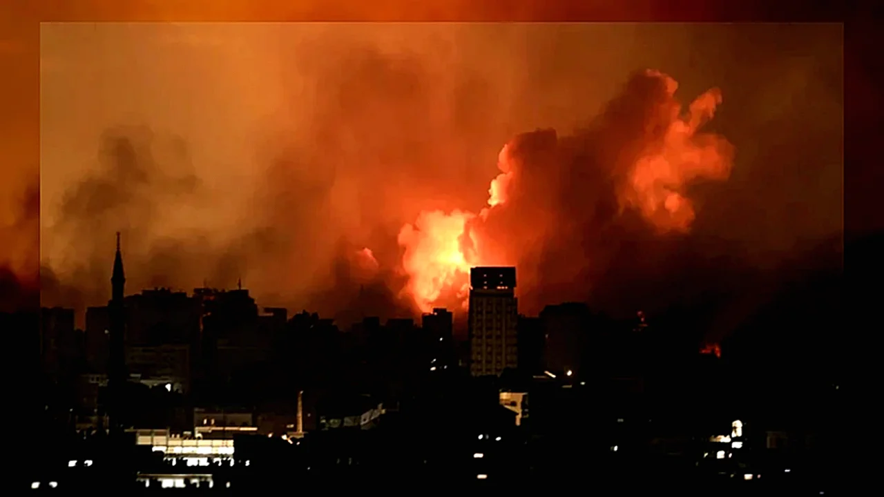 مصادر طبية فلسطينية آثار الدمار بعد قصف إسرائيلي استهدف