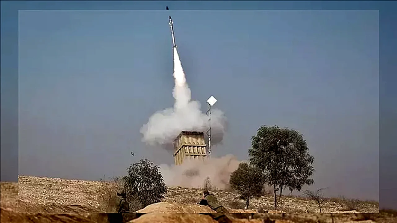 مضيق هرمز الدفاعات الجوية - صورة تعبيرية لجزيرة قشم و مع