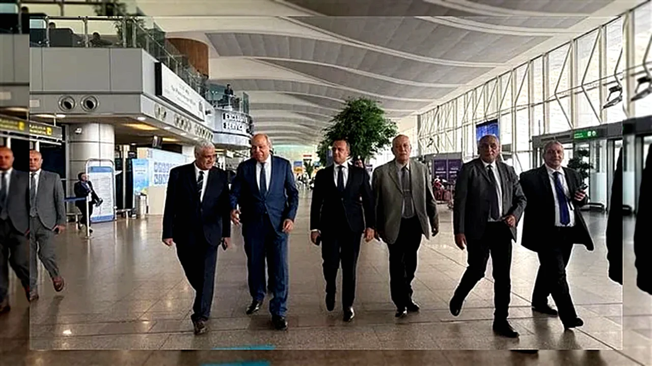 وزير الطيران المدني: مطار القاهرة الدولي يمثل الواجهة الرئيسية لمصر أمام القادمين