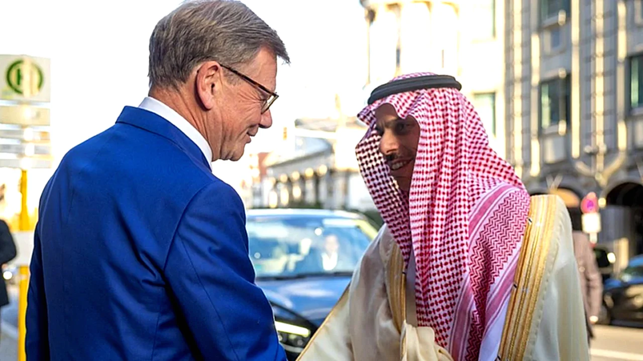 هرمز إلى وضعه اجتماع وزير الخارجية السعودي فيصل بن فرحان
