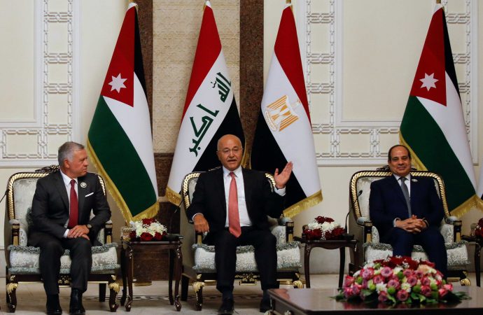 لقاء قمة بغداد في يونيو 2021