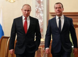 ميدفيديف: أي محاولة لإعتقال بوتين هو إعلان حرب على روسيا
